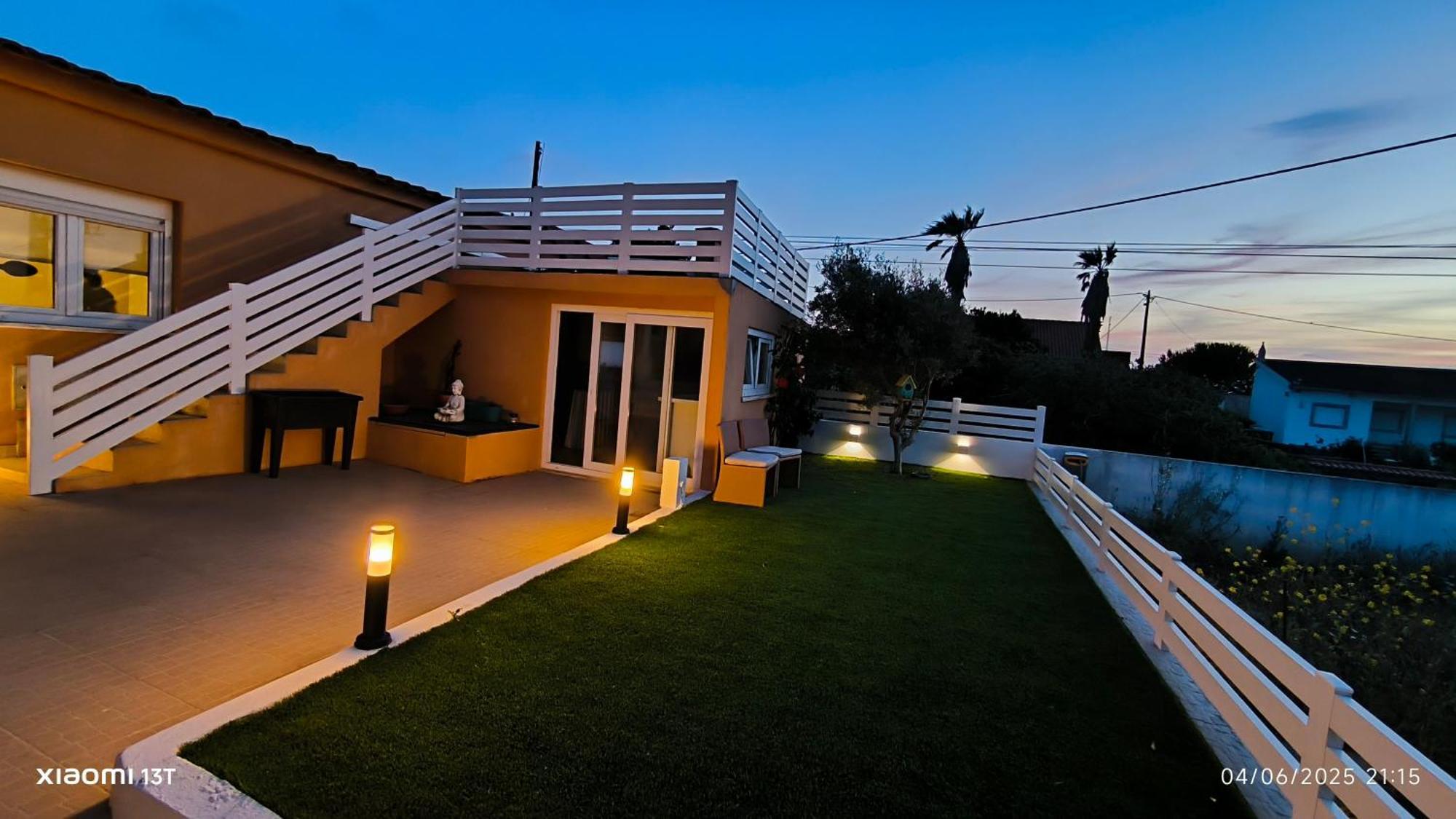 Sunset House Hébergement de vacances Sao Juliao (Lisbon)
